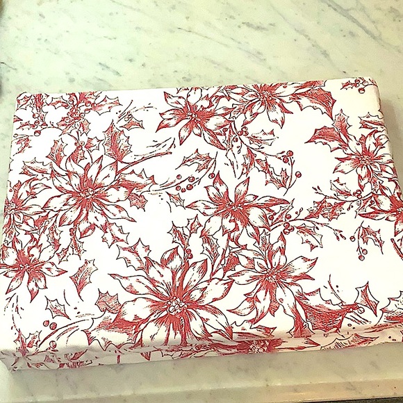 RALPH LAUREN TABLECLOTH NAPPE RED WHITE POINSETTIA ROUND NWT COTTON 70 - Picture 4 of 7